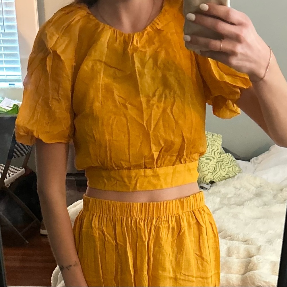 Yellow Puff Sleeve Crop Top